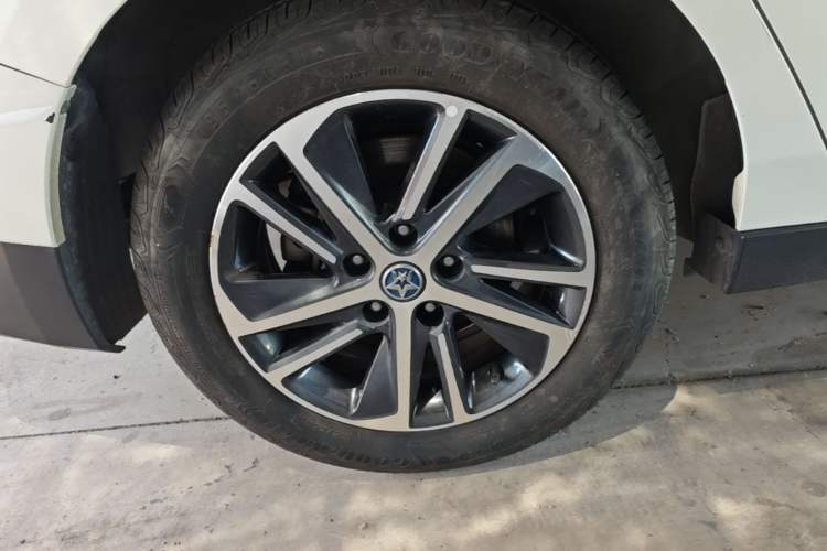 Used Venucia D60 2018 1.6L Manual Smart Connect Elite Edition
