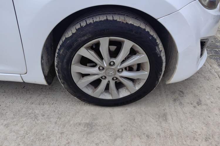 Used Hyundai Elantra (5th Generation / Langdong) 2016 1.6L Automatic Prestige Model
