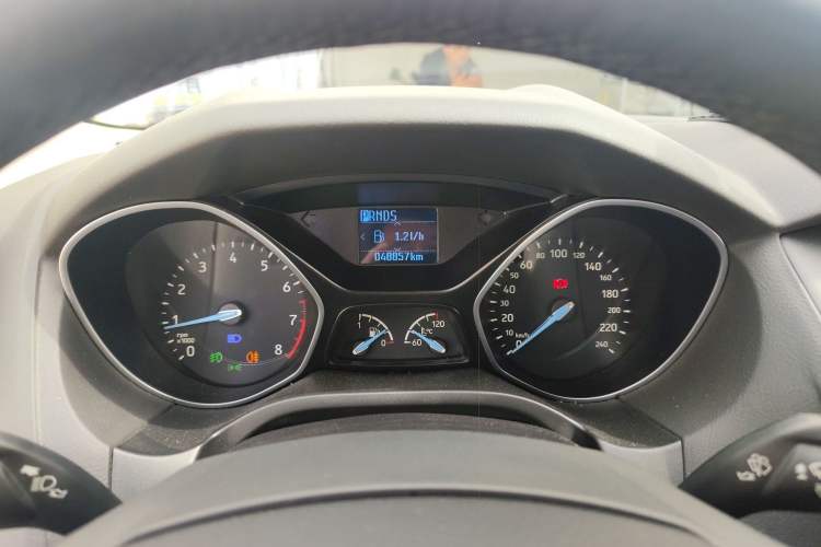 Used Ford Focus 2015 Sedan 1.6L Automatic Trend Model