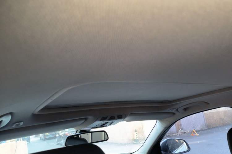 Used BMW 3 Series 2015 320Li Fashion Model Headliner