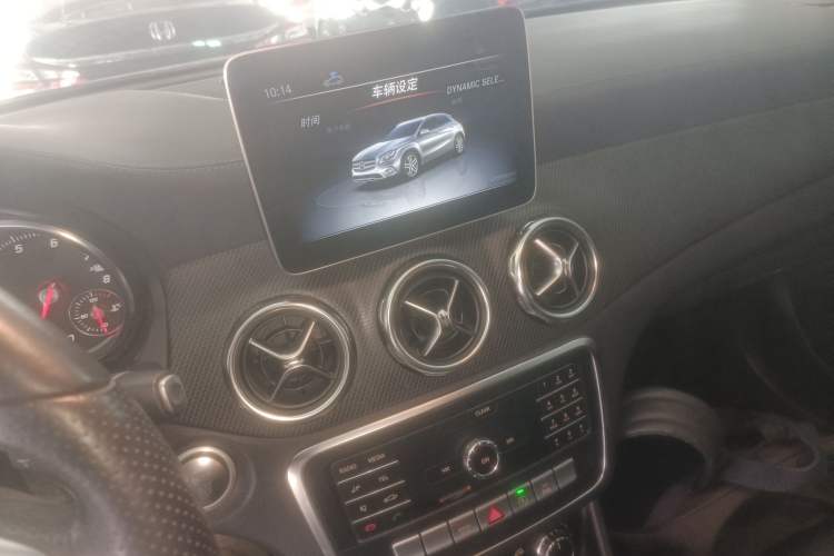 Used Mercedes-Benz GLA 2019 GLA 200 Fashion Model Audio And AC Panel
