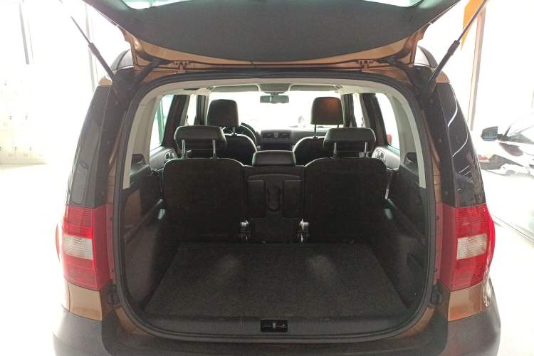 Used Skoda Yeti 2013 1.8T DSG Luxury Edition Trunk