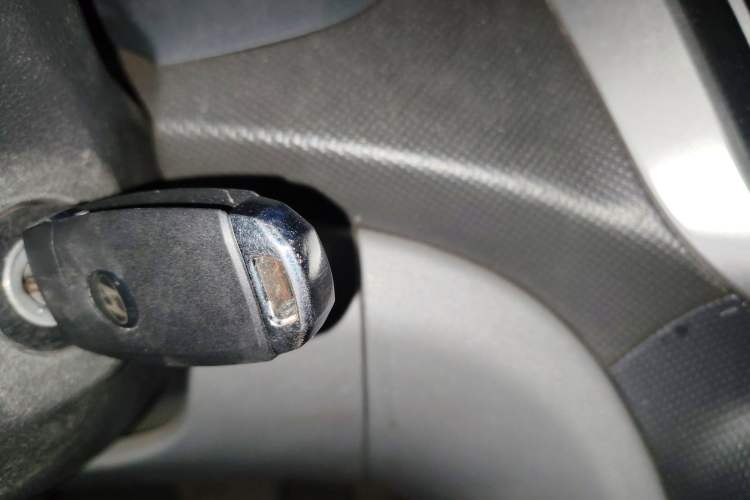 Used Hyundai Verna (older generation) 2010 Sedan 1.4L Automatic Comfort Model GS
