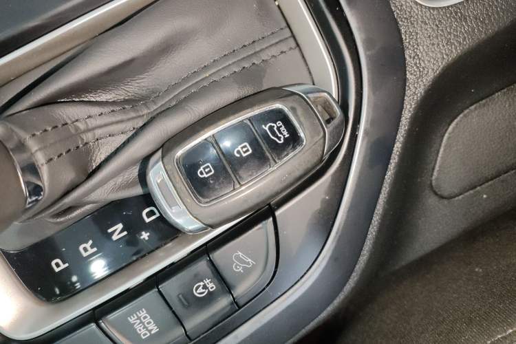 Used Hyundai ix35 2019 2.0L Automatic 2WD Zhiyong·Changxiang Edition China VI Standard Vehicle Key