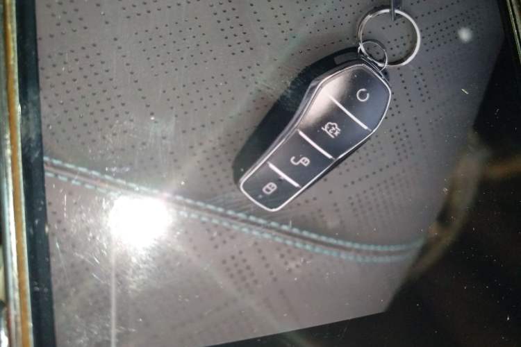 Used BYD Yuan PLUS 2024 Honor Edition 510KM Beyond Model
