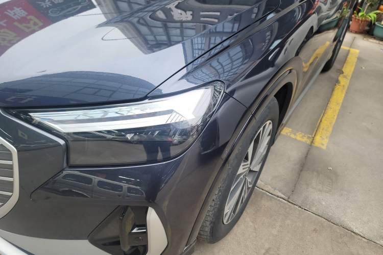 Used Audi Q4 e-tron 2023 40 e-tron Adventure Edition Left Front Headlight