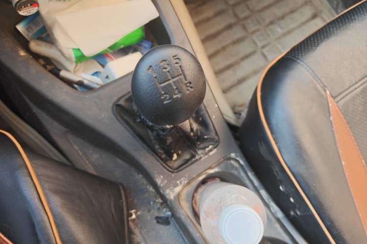 Used Wuling Rongguang V 2016 1.5L Standard Version Gear Lever