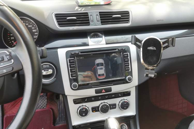 Used Volkswagen Magotan 2012 Revised 1.8TSI Luxury Version
