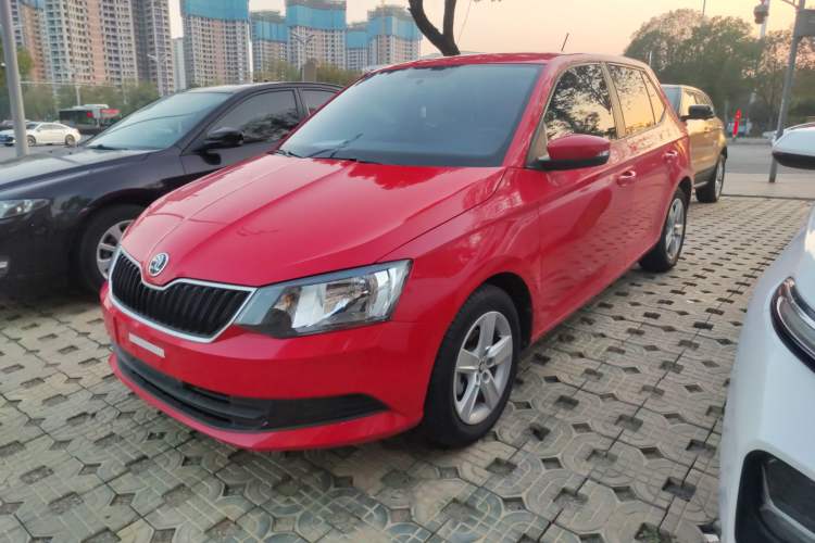 Used Skoda Fabia 2017 1.4L Automatic Car Enjoy Edition