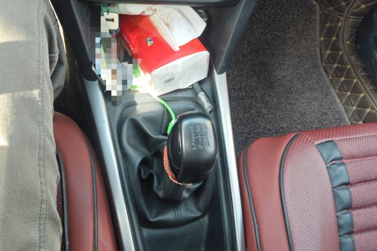 Used Peugeot 301 2017 1.6L Manual Comfort Edition Gear Lever