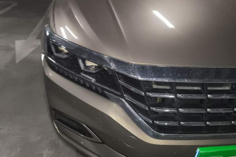 Used Volkswagen Passat 2019 330TSI Luxury Edition China VI Standard