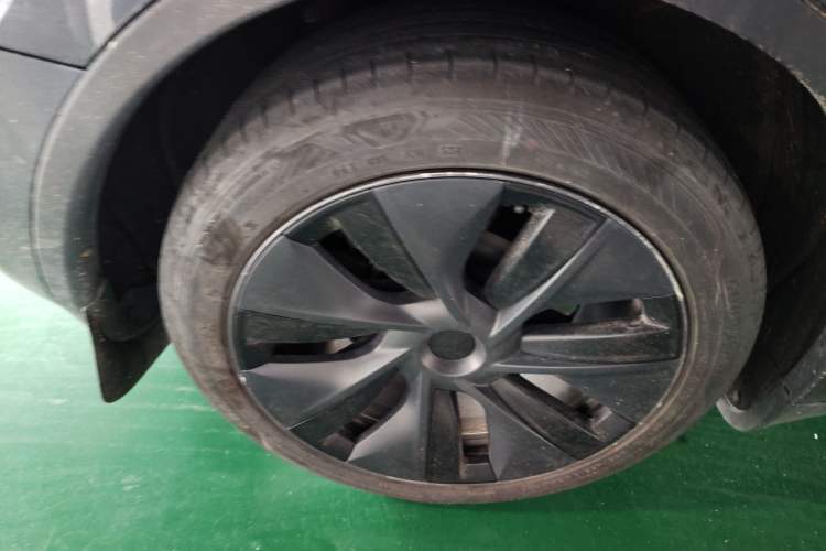 Used Tesla Model Y 2024 Rear-Wheel-Drive Version