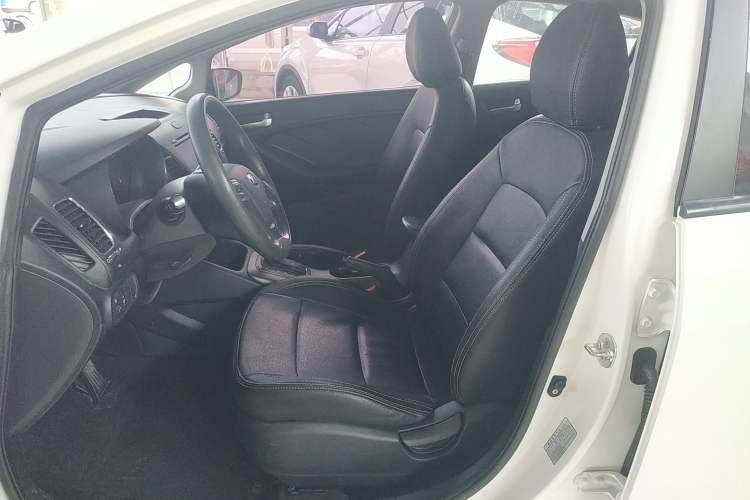 Used Kia K3 2015 1.6L Automatic GL
