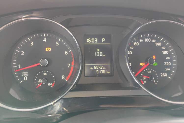 Used Volkswagen Sagitar 2015 230TSI Automatic Comfort Version