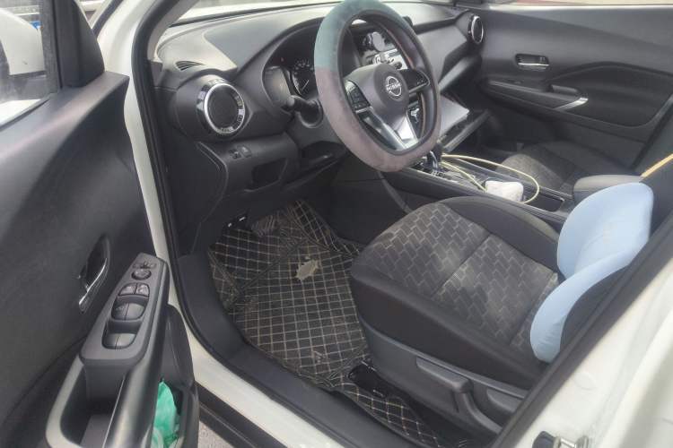 Used Nissan Kicks 2023 Jingqing Edition 1.5L Combining "Power" with a Stylish Touch Driver Seat