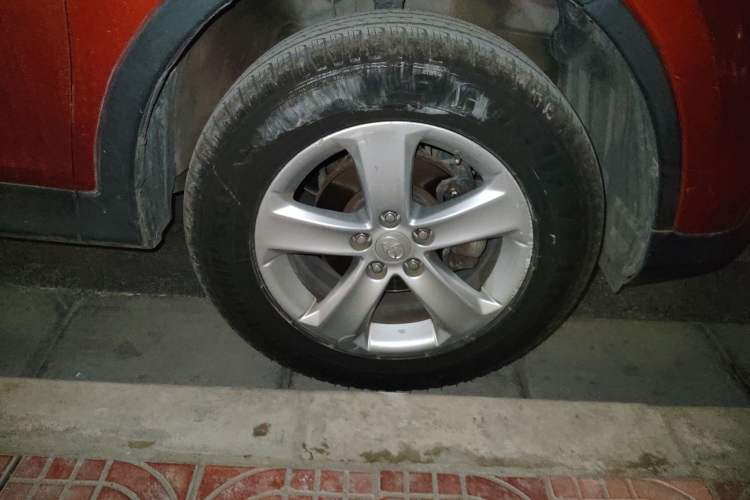 Used Toyota RAV4 2013 2.0L CVT Four-Wheel Drive Fashion Edition