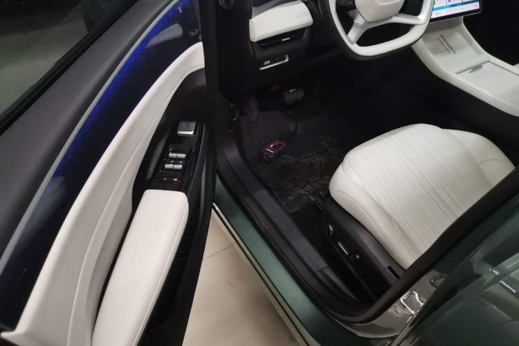 Used Geely Galaxy L7 2023 1.5T 115 km Starship