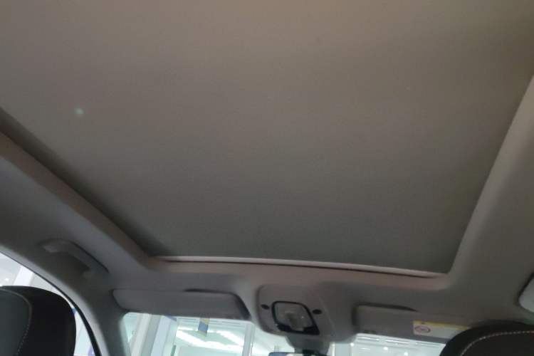 Used Audi Q5L 2020 Updated 40 TFSI Prestige Fashion Edition Headliner