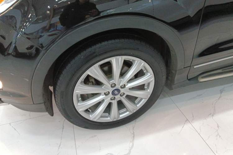 Used Ford Kuga 2017 EcoBoost 180 Two-Wheel-Drive Luxury Wing Edition
