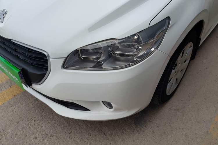 Used Peugeot 301 2016 1.6L Manual Comfort Edition
