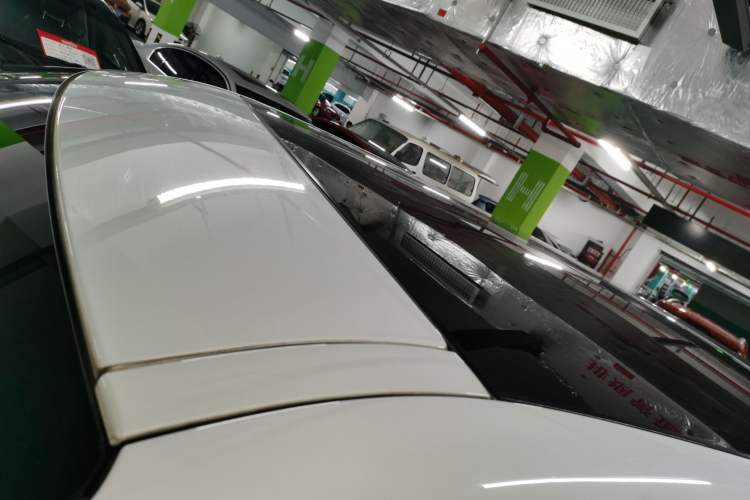 Used Land Rover Discovery Sport 2019 240 PS SE Version China VI Standard Roof