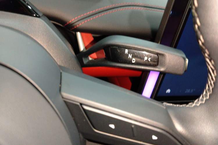 Used Xiaomi Auto SU7 2024 Rear-Drive Long-Range Intelligent Driving Version
