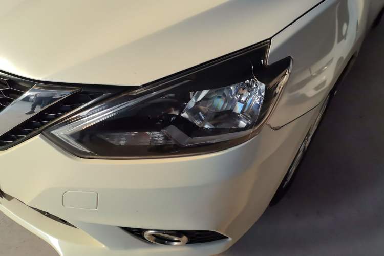 Used Nissan Sylphy 2016 1.6 XL CVT Luxury Edition Left Front Headlight