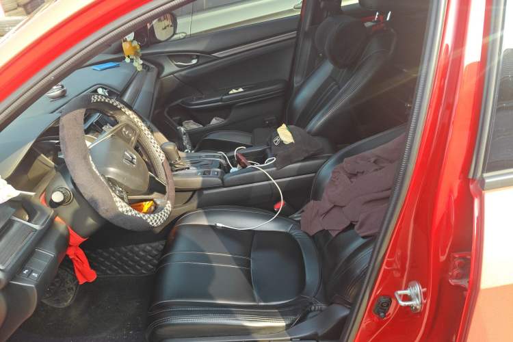 Used Honda Civic 2021 HATCHBACK 220TURBO CVT Trendy Cool Edition