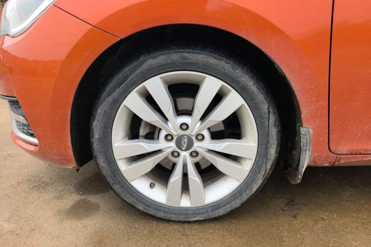 Used Chery Arrizo 5 2017 1.5L Manual Fashion Edition Left Front Wheel Hub