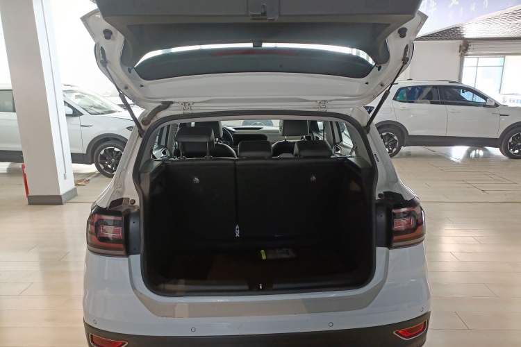 Used Volkswagen Tacqua 2023 200TSI DSG Joy-Connect Edition