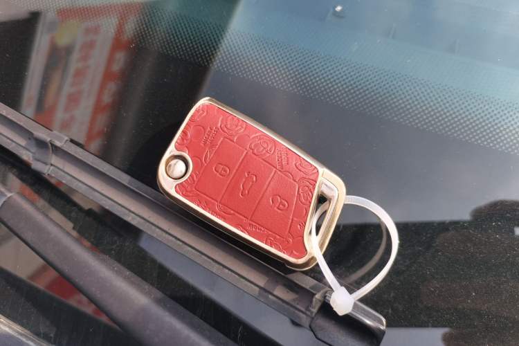 Used Volkswagen Tiguan L 2020 330TSI Automatic Two-Wheel Drive Smart Luxury Edition China VI Standard