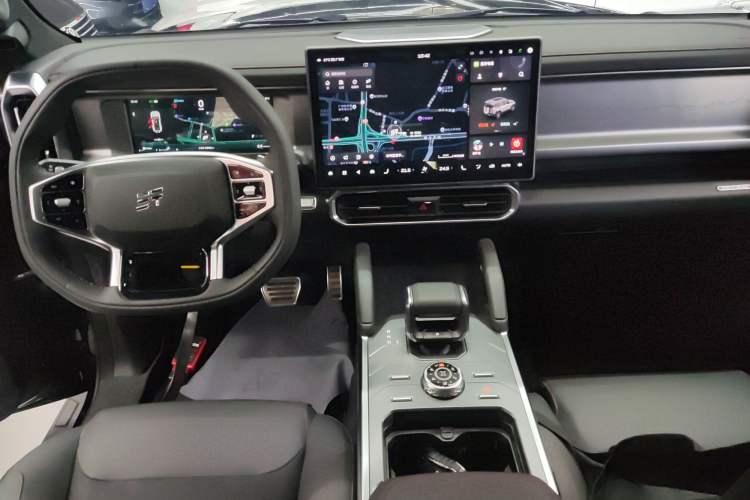 Used JETOUR Traveler 2023 2.0T All-Wheel Drive CrossPRO+
