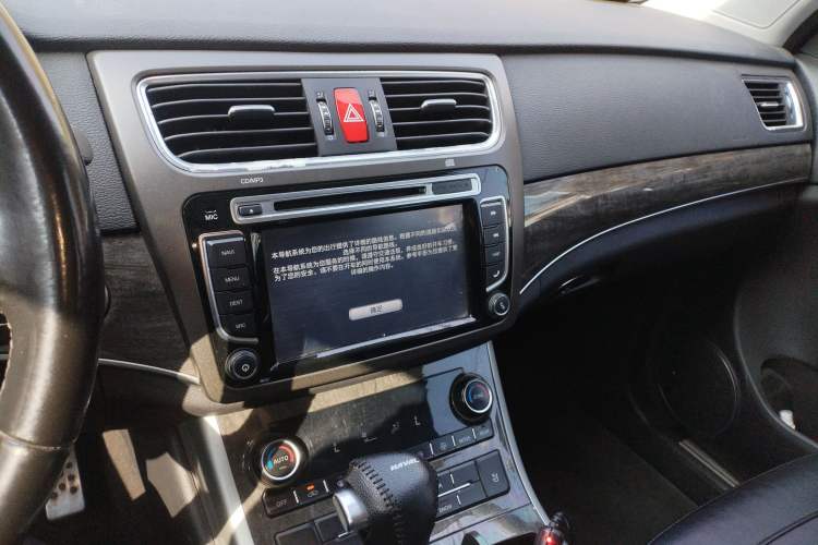 Used Haval H8 2015 2.0T Two-Wheel-Drive Luxury Version
