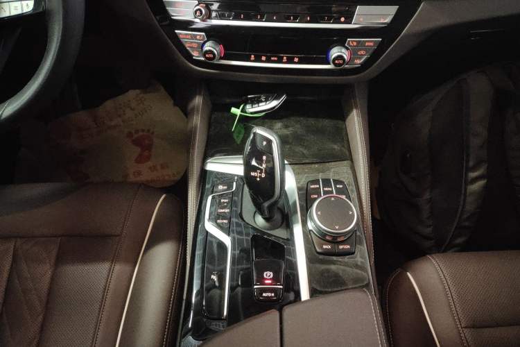 Used BMW 5 Series 2021 Updated Version 525Li Luxury Package