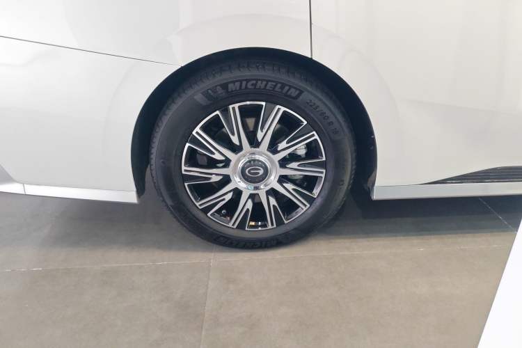 Used GAC Trumpchi E9 2024 E9 Champion Edition Exterior 5