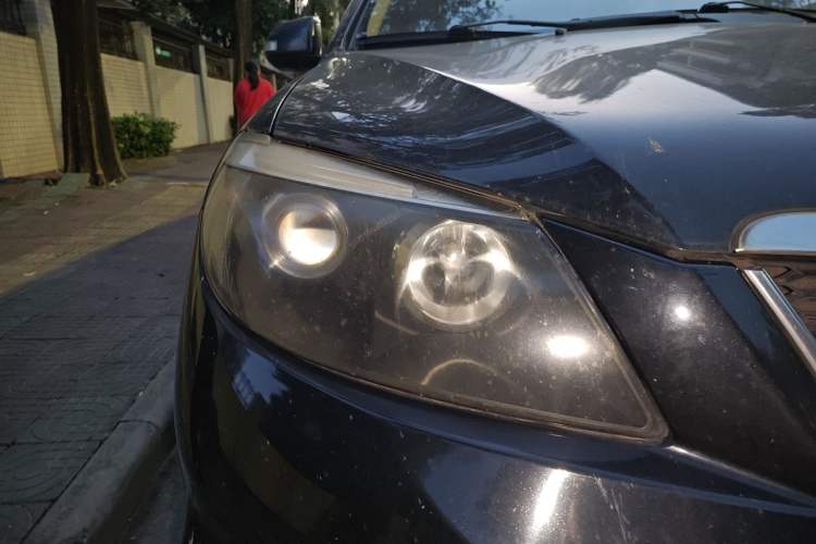 Used BYD S6 2013 Jingyue Edition 2.0L Manual Luxury Model 5 Seats
