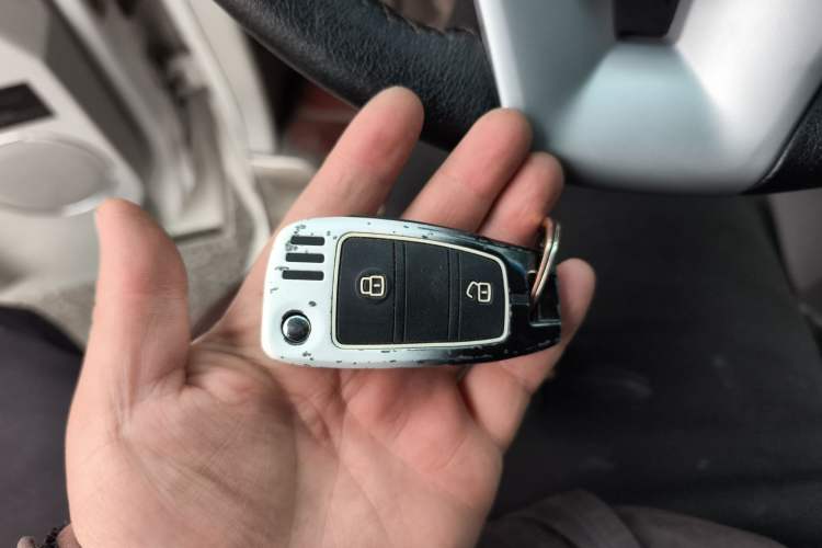 Used JAC Group Refine M5 2013 2.0T Gasoline Automatic Business Edition