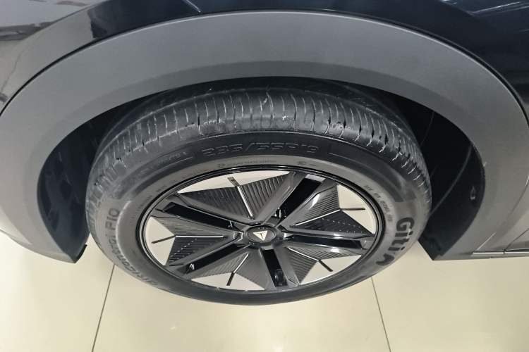 Used Deepal S07 2023 200Max Range-Extended Version
