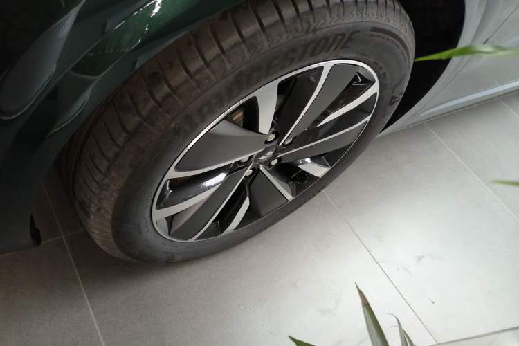 Used Li Auto L6 2025 Max Smart Refresh Edition