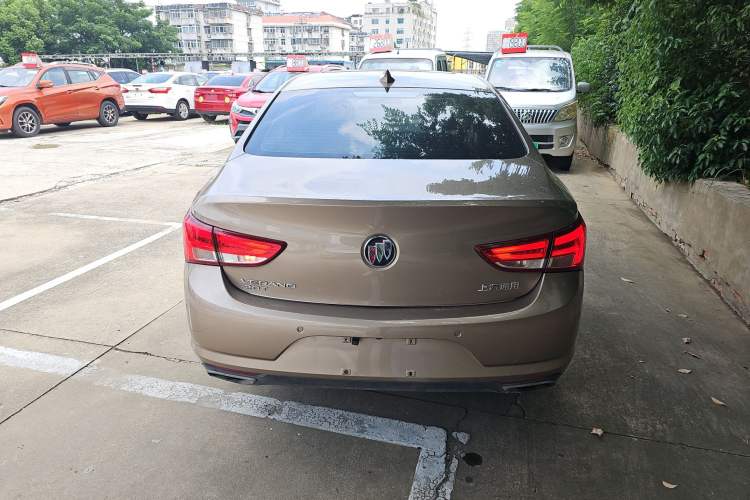 Used Buick Verano 2019 Sedan 20T Dual-Clutch Luxury Model
