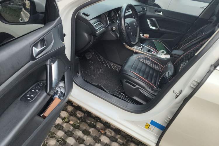 Used Peugeot 408 2016 1.6T Automatic Luxury Edition Driver Seat