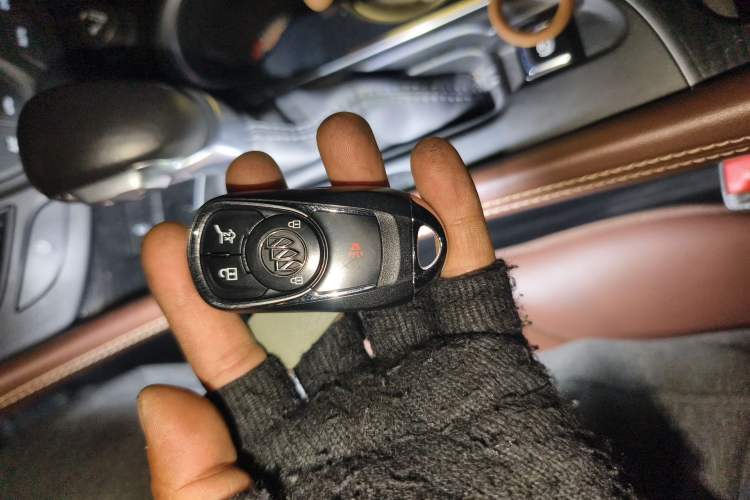 Used Buick Envision 2019 28T Four-Wheel Drive Elite Version China VI Standard Vehicle Key