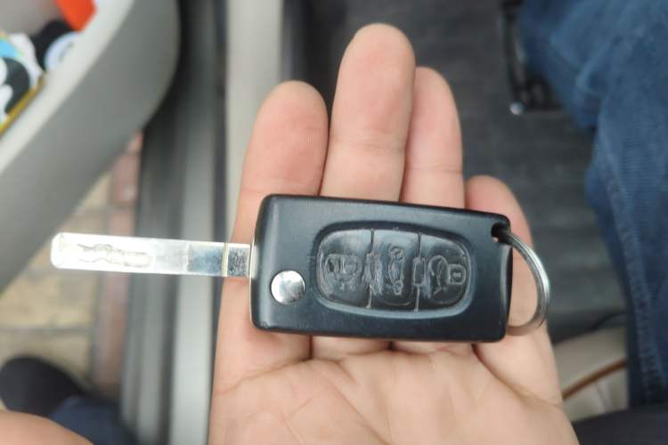 Used Peugeot 408 2013 2.0L Automatic Comfort Edition