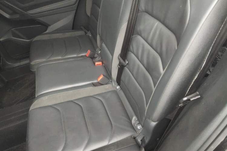 Used Volkswagen Tiguan L 2019 330TSI Automatic Two-Wheel Drive Smart Luxury Version China VI Standard