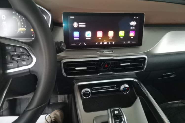 Used Geely Auto Coolray 2019 260T DCT Explorer China V Standard
