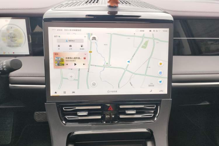 Used GAC Trumpchi M8 2024 Master Series 400T Prestige Edition Audio And AC Panel