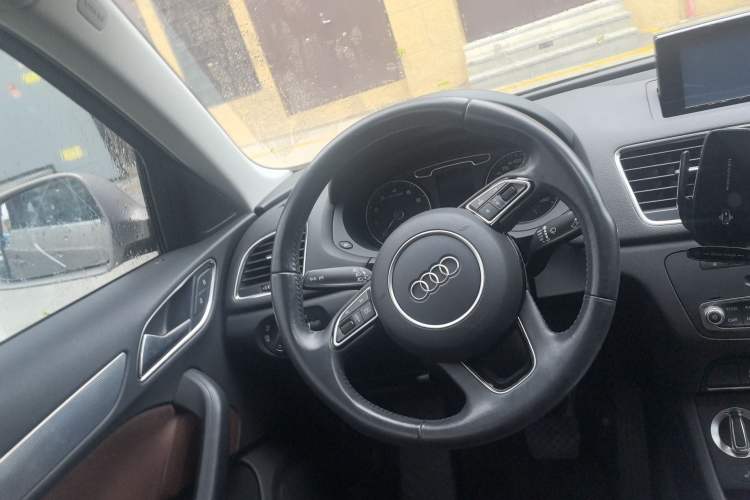 Used Audi Q3 2015 35 TFSI quattro Technology Edition