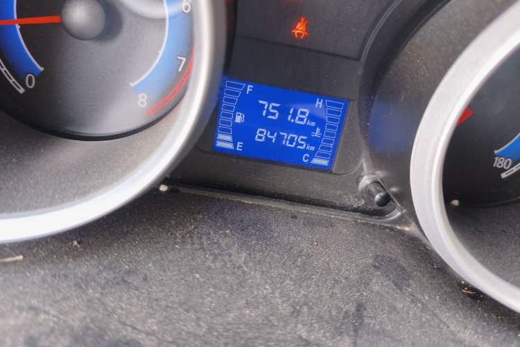 Used CHANGAN KAICHENG Ruixing M80 2019 1.5L Base Version 4-Seater Single-Steamed Air Conditioning China VI Standard Flat Roof with Lift-Up Rear Door DAM15KR Odometer Close Up