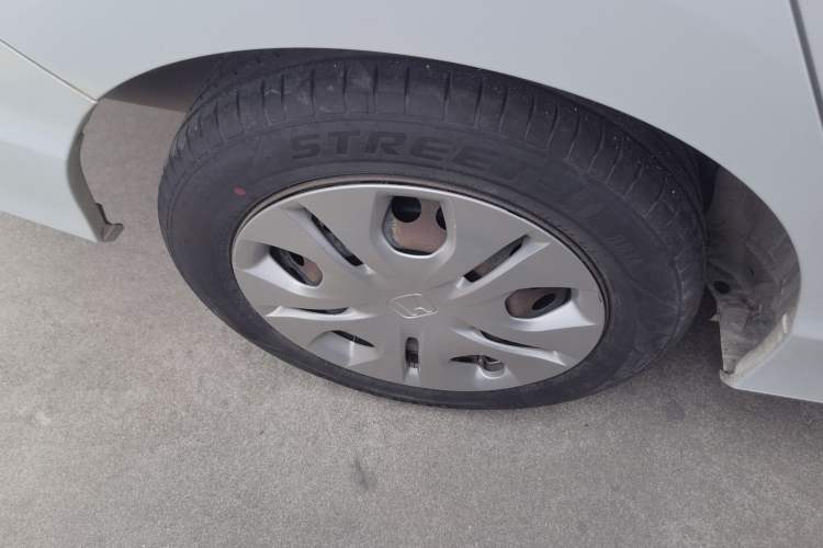 Used Honda Greiz 2016 1.5L CVT Classic Edition Right Rear Wheel Hub