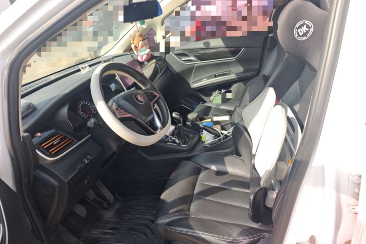 Used BYD Song MAX 2019 1.5T Manual Smart Connect Ruiyi Sunroof Model 6 Seats China VI Standard
